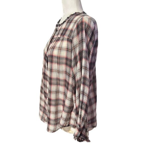 Velvet by Graham & Spencer Plaid Button-Down Blouse Size Small Red & Black - Picture 7 of 14